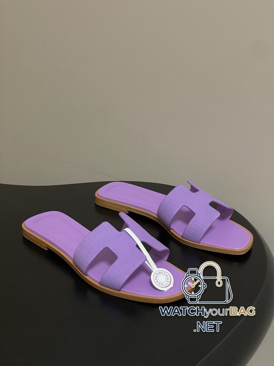 T Hermes Sandals