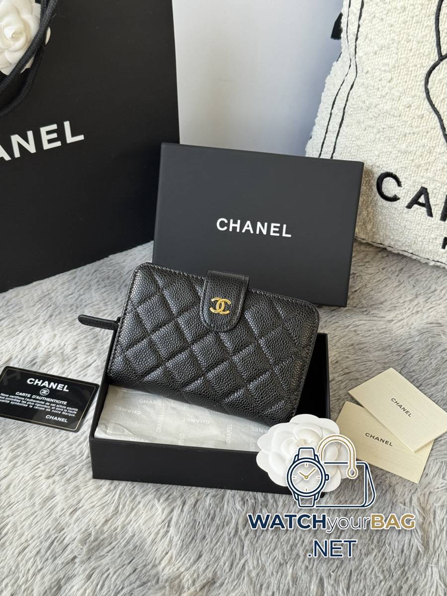 A48667 Chanel