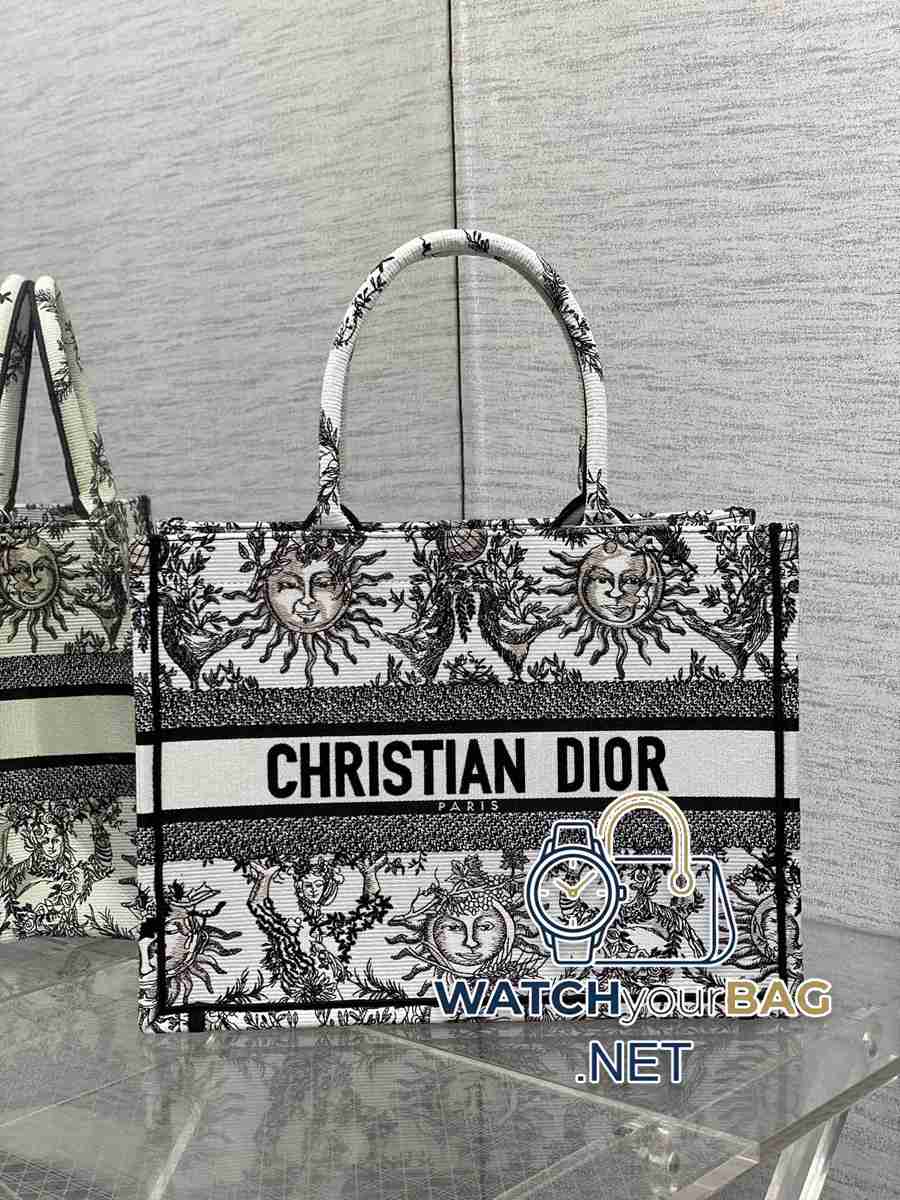 AND Dior Tote