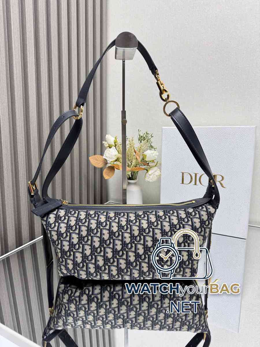 W Dior Handbag