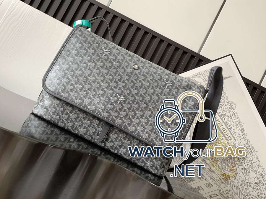 Goyard Messenger Bag