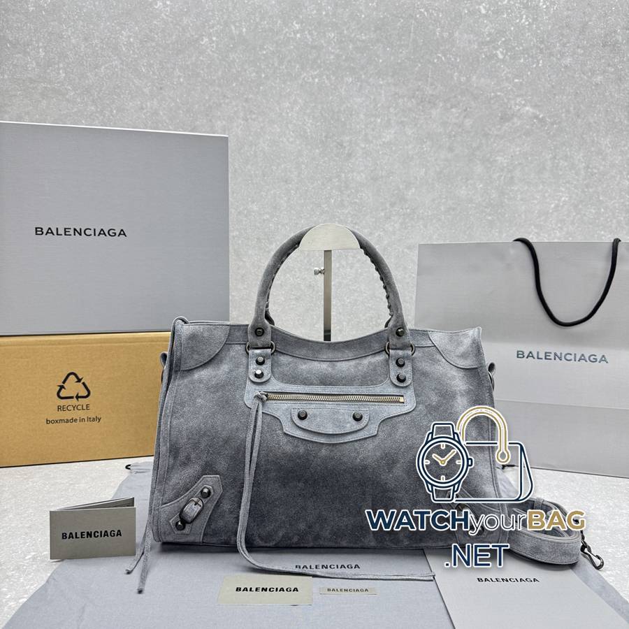 Balenciaga MEDIUM Handbag