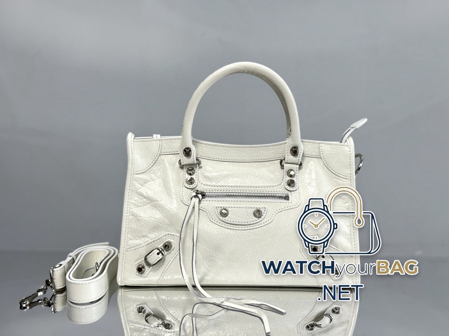 Balenciaga MEDIUM Handbag