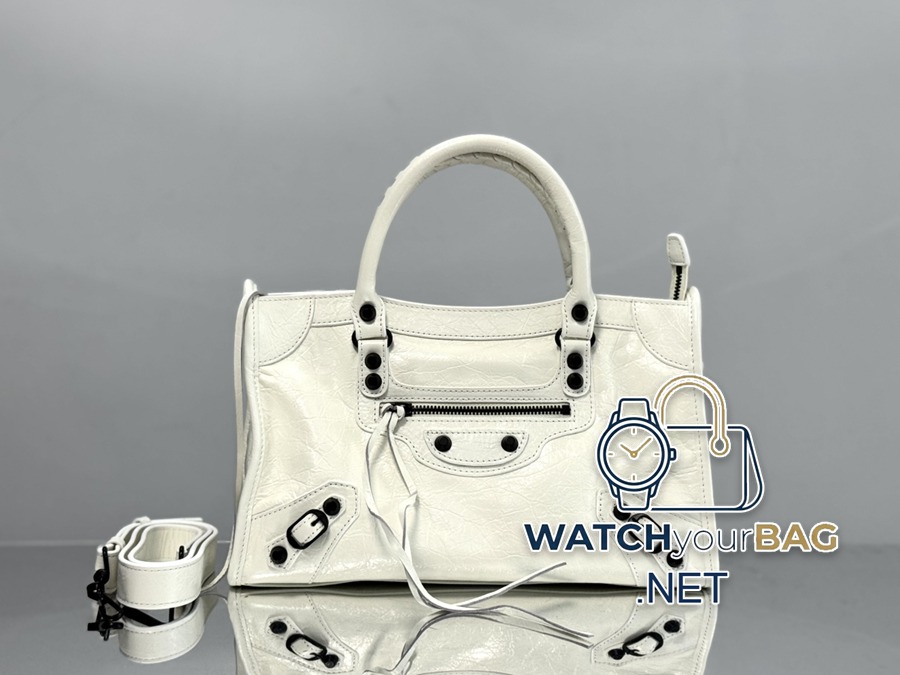 Balenciaga MEDIUM Handbag