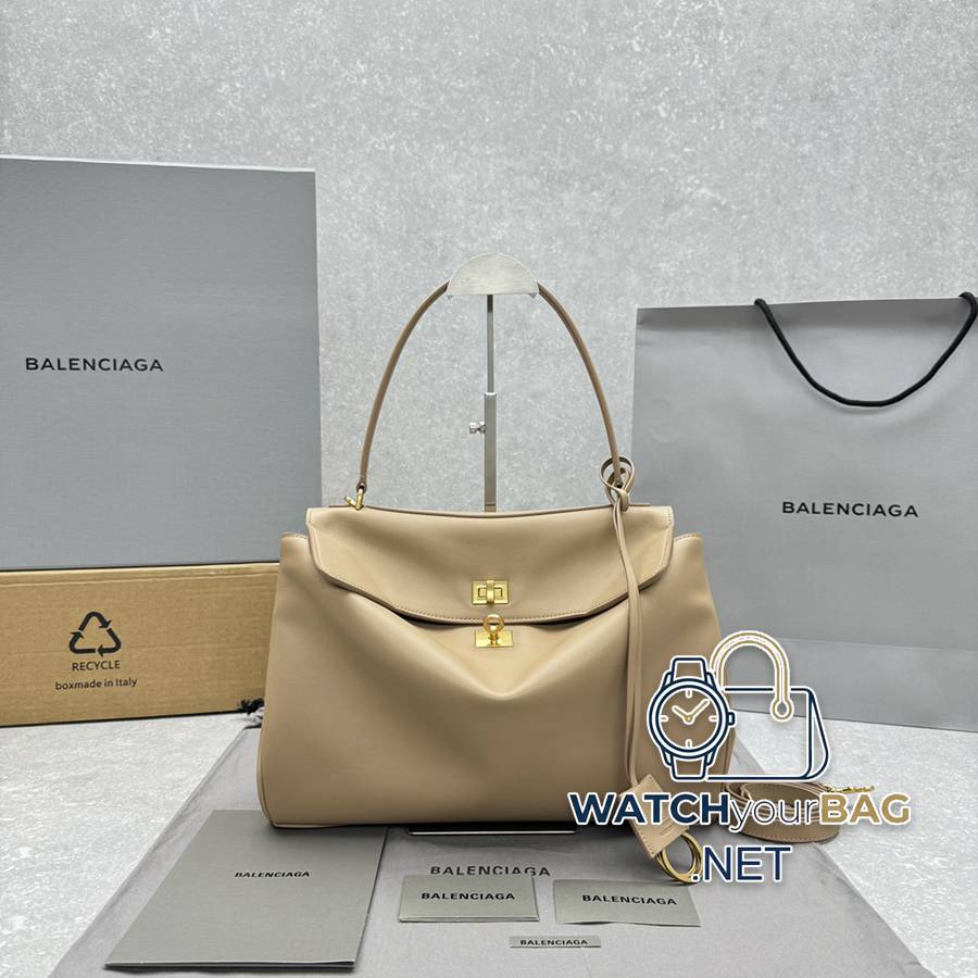 Balenciaga MEDIUM Handbag