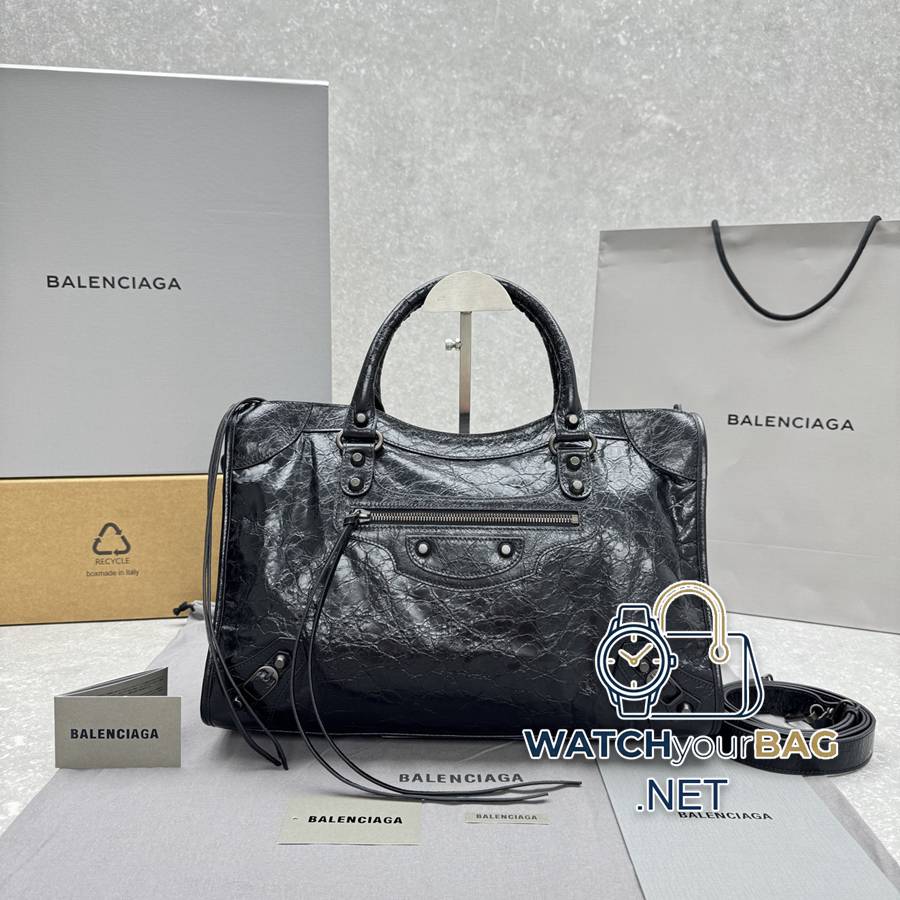 Balenciaga MEDIUM Handbag