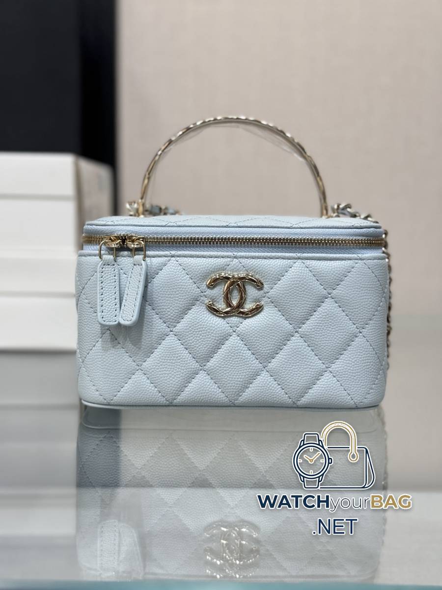 AP4590 Chanel Bag