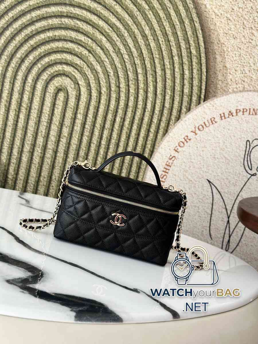 66002 Chanel Clutch