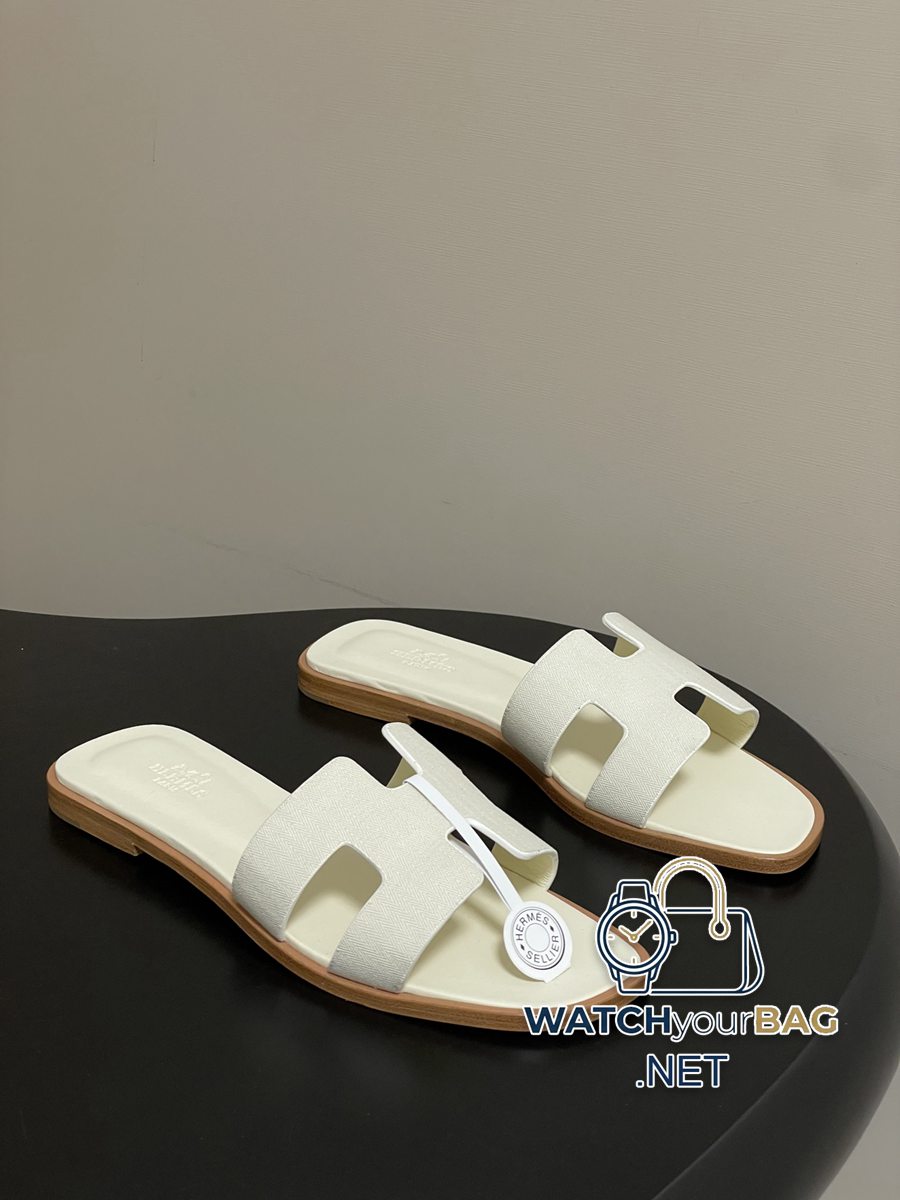 T Hermes Sandals