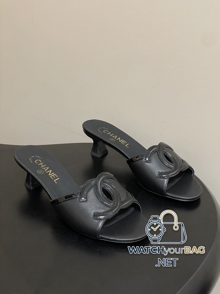 CLASSIC Chanel Ballet Flats