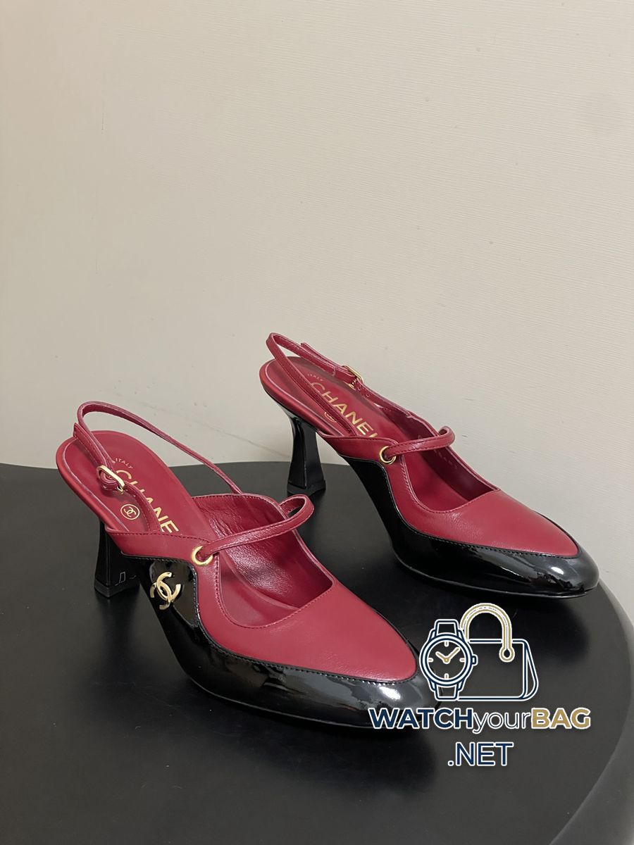 CATWALK Chanel Sandals