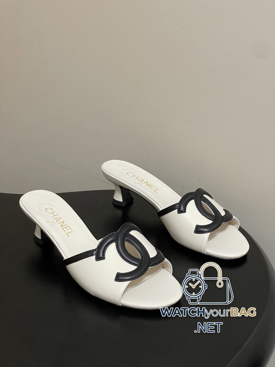 CLASSIC Chanel Ballet Flats
