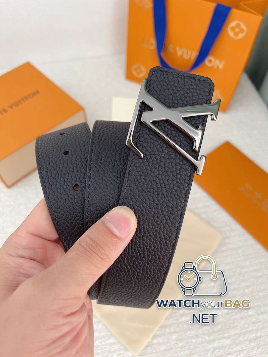 Louis Vuitton Reversible Belt