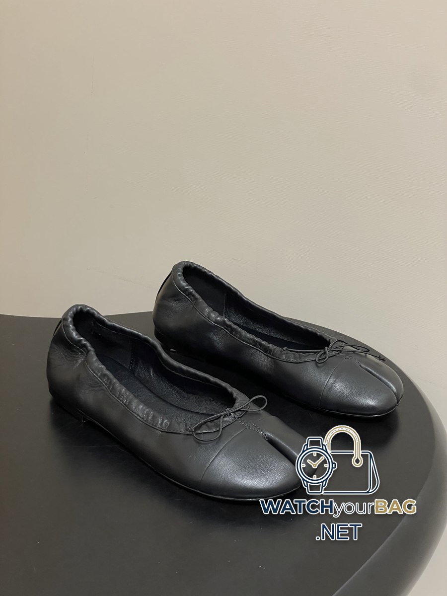 IS Christen Ballet Flats